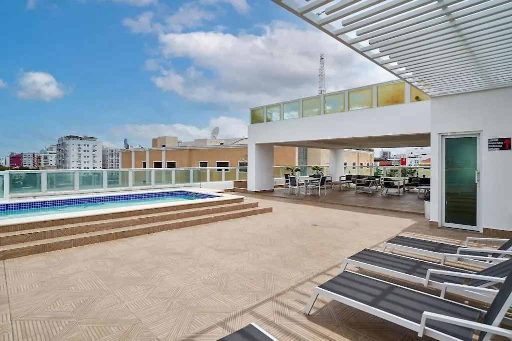 Lujoso/Moderno Pent House En Bella Vista. Terraza Privada, Piscina Apartment Santo Domingo