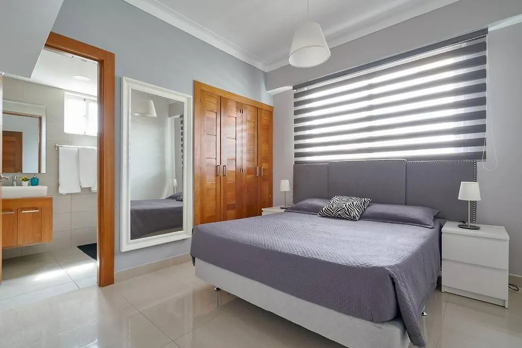 Lujoso/Moderno Pent House En Bella Vista. Terraza Privada, Piscina Apartment Santo Domingo