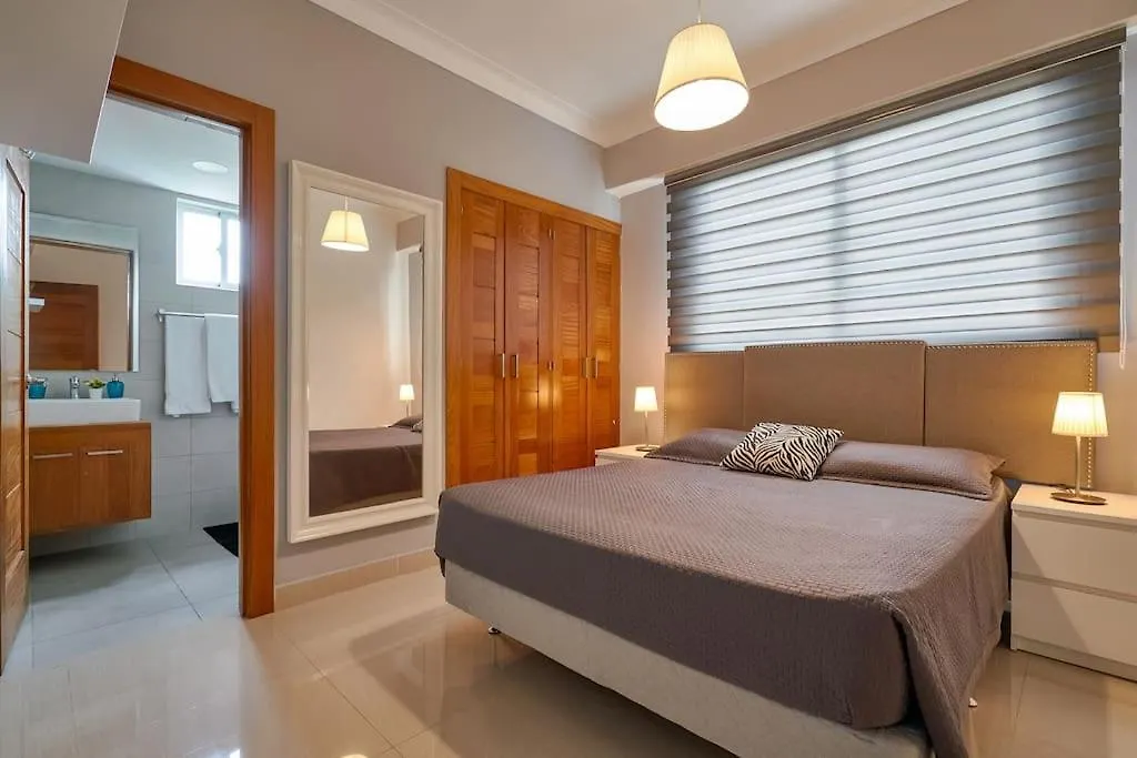 Lujoso/Moderno Pent House En Bella Vista. Terraza Privada, Piscina Apartment Santo Domingo